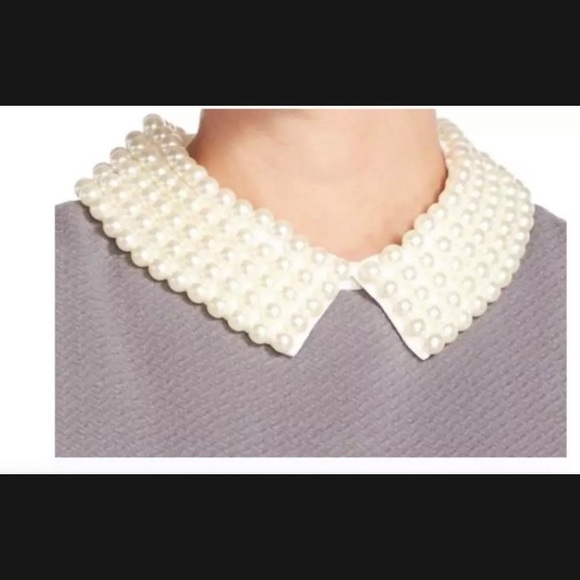 Betsey Johnson Womens Faux Pearl Collar Taupe Sz 8 - Picture 3 of 9